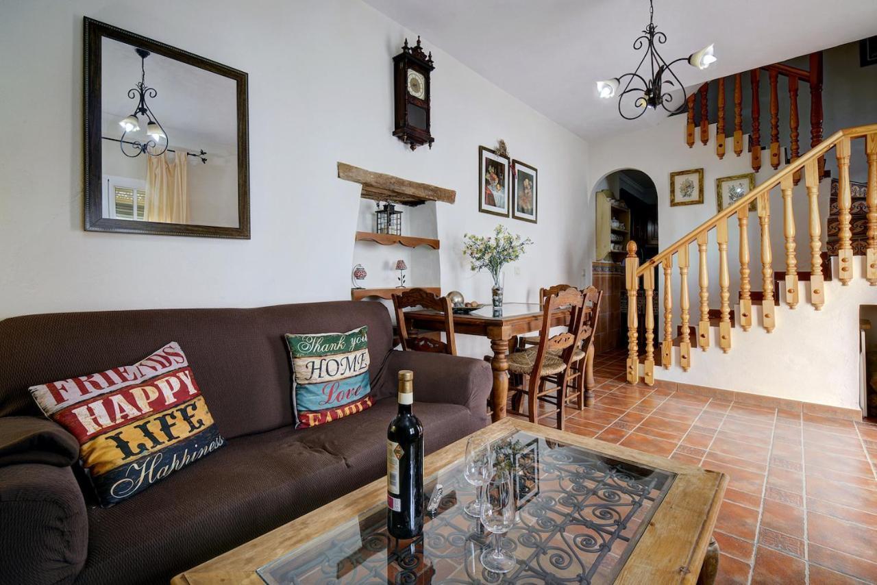 Casa Almoraima *
